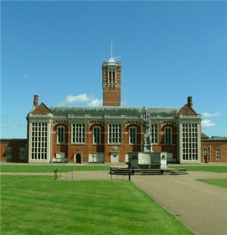 英國游學|470年傳奇！<哈利波特>靈感來源的英國貴族公學，國際營開放招募！